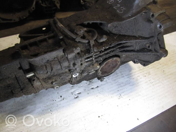 Audi 80 90 S2 B4 Mechaninė 5 pavarų dėžė AXG A90 2.3