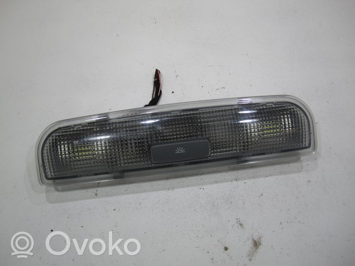 Audi A3 S3 8P Lampka podsufitki tylna 8P0947111A