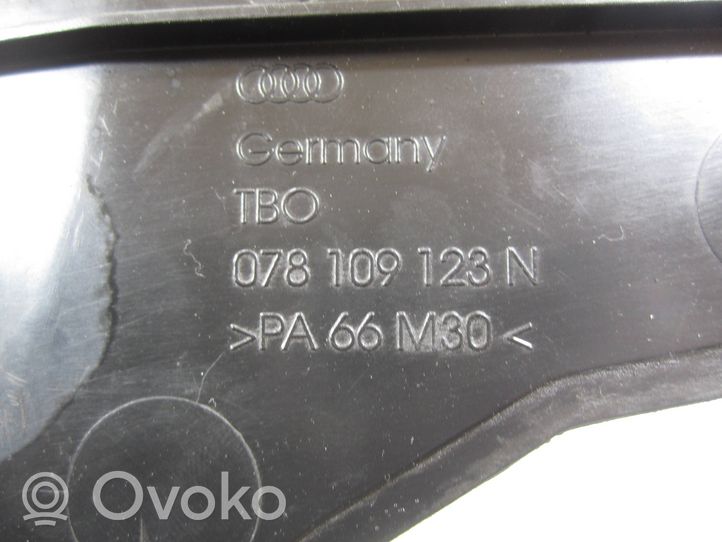 Audi A6 S6 C4 4A Osłona paska / łańcucha rozrządu 078109123N