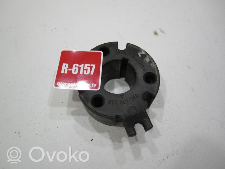 Volkswagen PASSAT B6 Ingranaggio della pompa carburante (puleggia) 03L130238A