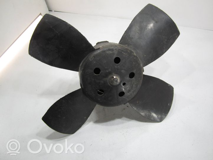 Audi Coupe Convogliatore ventilatore raffreddamento del radiatore 443959455K