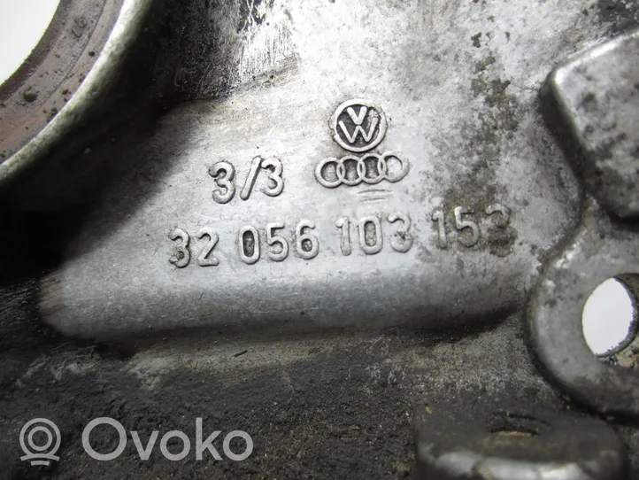 Volkswagen PASSAT B5.5 Części silnika inne 056103152