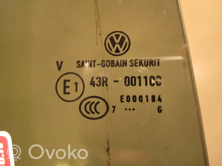 Volkswagen Touran I Szyba karoseryjna drzwi tylnych 43R001100