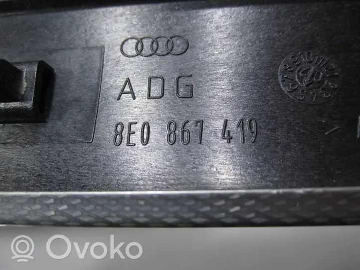 Audi A4 S4 B6 8E 8H Ramka schowka deski rozdzielczej 8E0867419