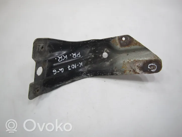 Volkswagen Golf VI Fender mounting bracket 5K6821137