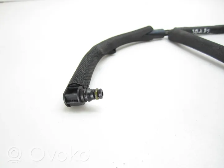 Volkswagen Polo V 6R Fuel main line pipe 