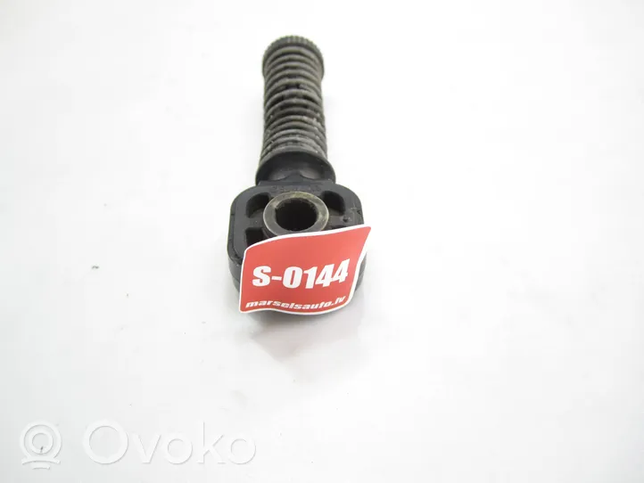 Volkswagen Polo V 6R Gear shift cable linkage 1J0711761B