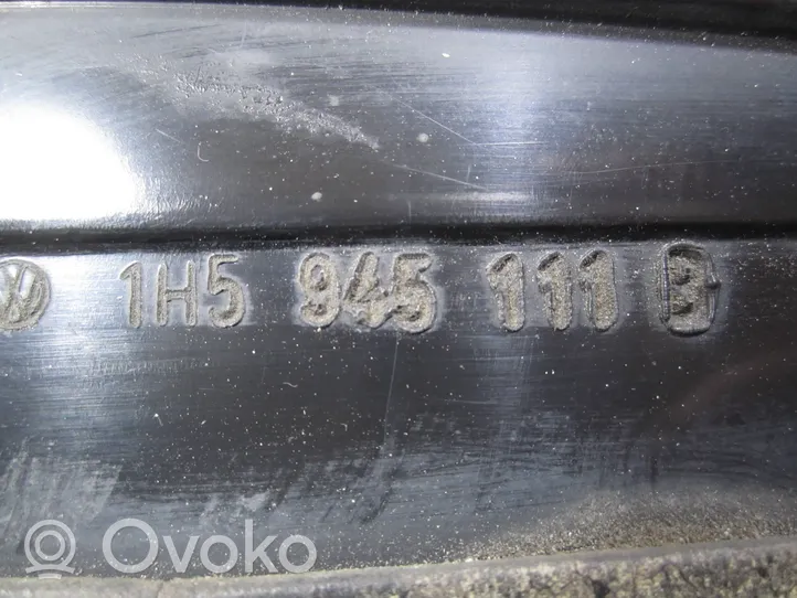 Volkswagen Vento Takavalot 1H5945111B