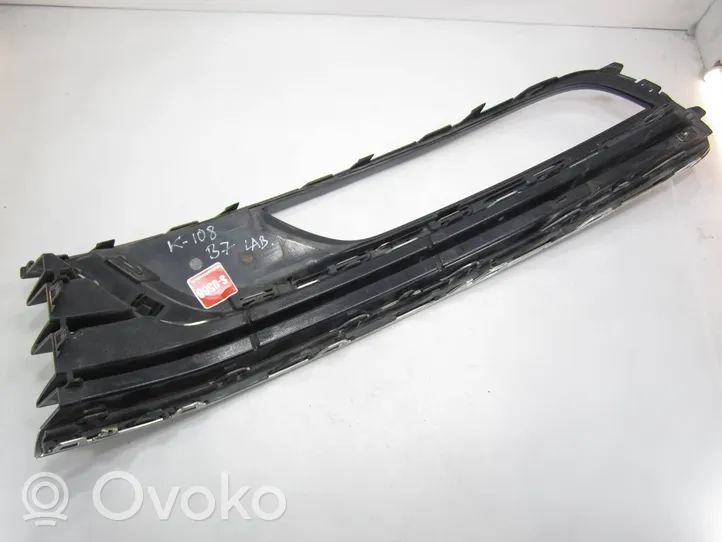 Volkswagen PASSAT B7 Front fog light trim/grill 3AA853666A