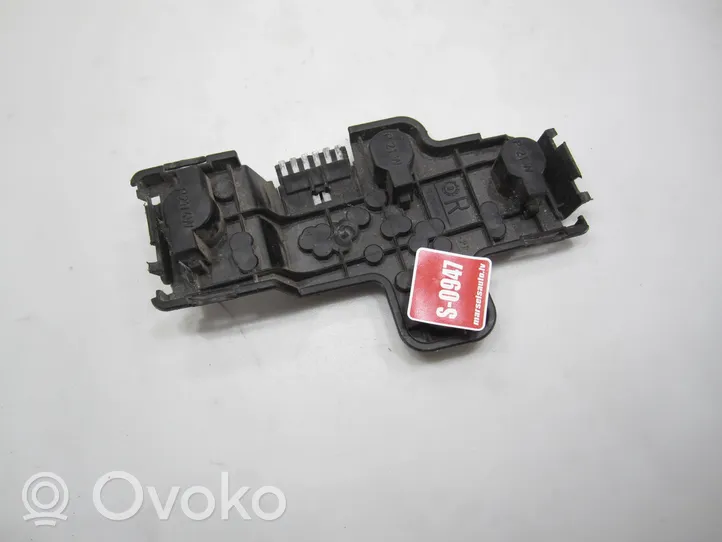 Opel Vectra A Porte ampoule de feu arrière 12870840