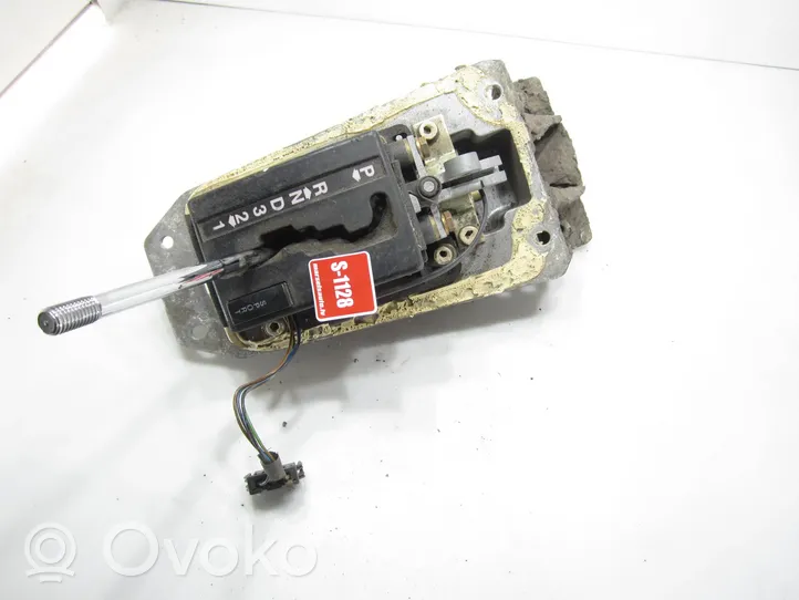 Audi 80 90 S2 B4 Gear selector/shifter (interior) 893713109AD