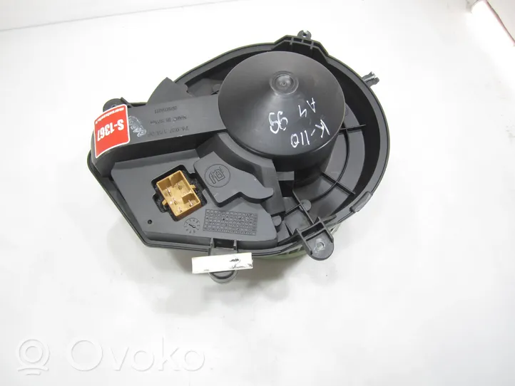 Audi A4 S4 B5 8D Pulseur d'air habitacle 8D1820021