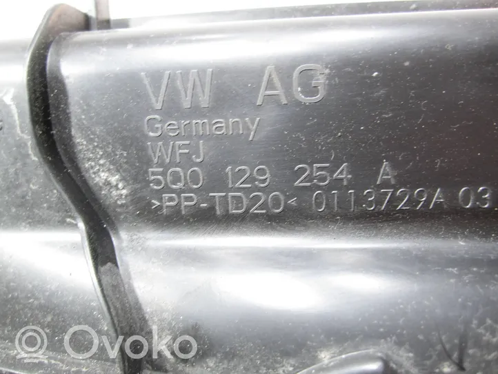 Volkswagen PASSAT B8 Air intake duct part 5Q0129254A