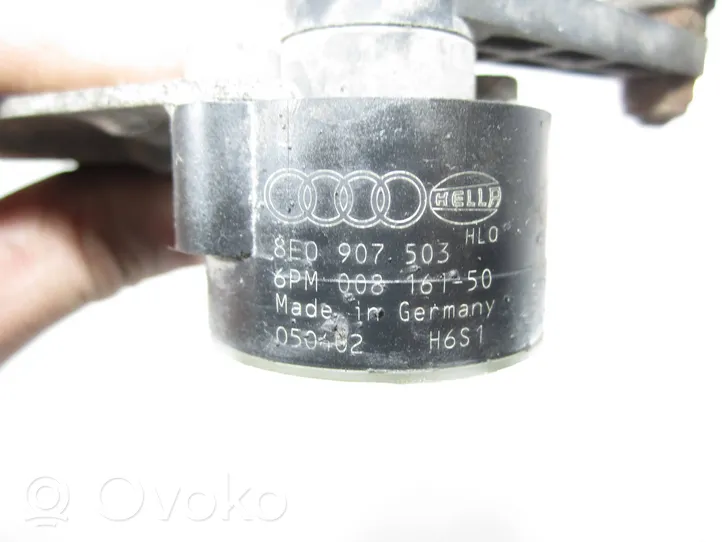 Audi A4 S4 B6 8E 8H Kita salono detalė 8E0907503