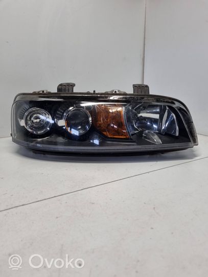 Fiat Punto (188) Lampa przednia 89100448