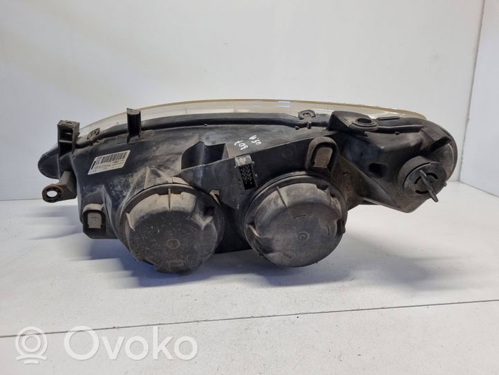 Peugeot 307 Lampa przednia 9641615680