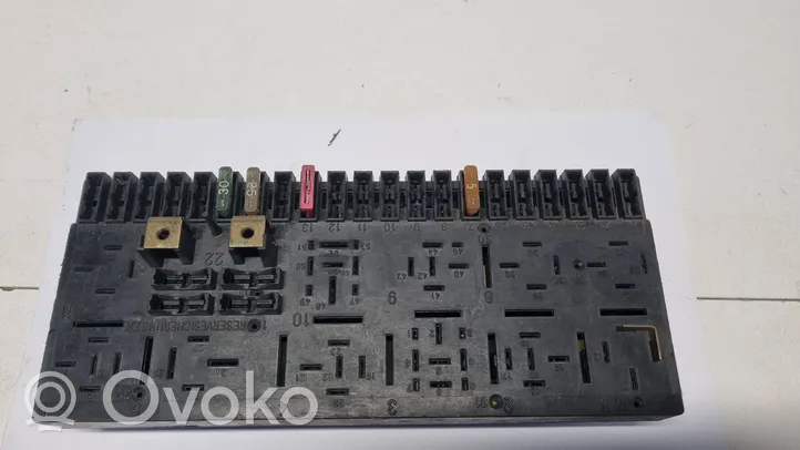 Audi 100 200 5000 C3 Fuse box set 443941822A