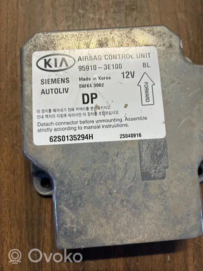 KIA Sorento Airbag control unit/module 959103E100