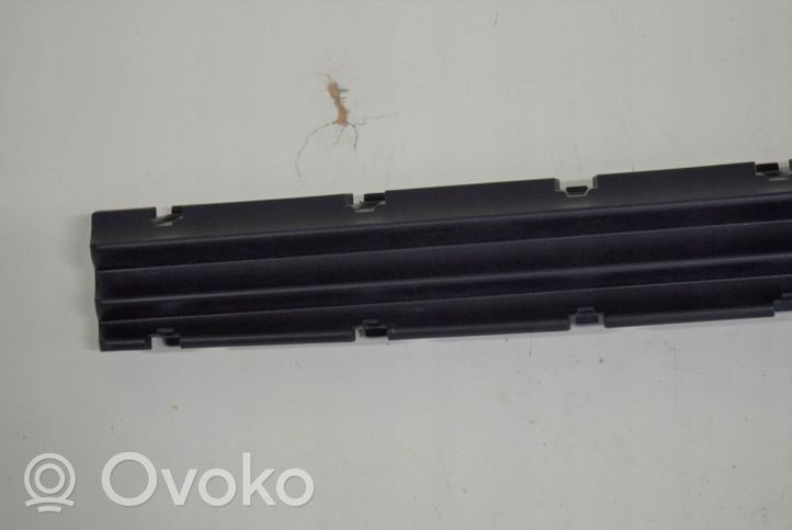 Toyota Aygo AB10 Kratka dolna zderzaka przedniego 9811916677