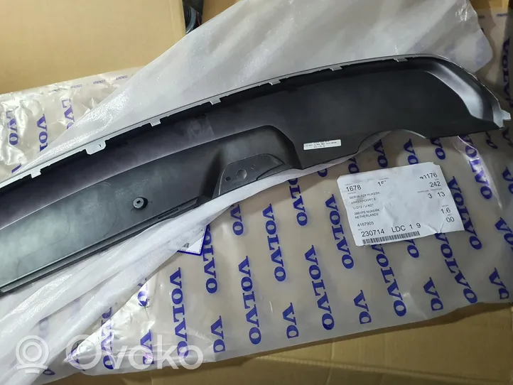 Volvo XC40 Modanatura della barra di rivestimento del paraurti anteriore 32136122