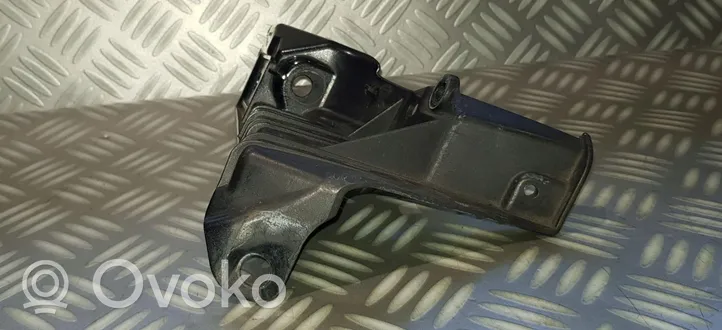 Jaguar XJ X351 Supporto di montaggio del parafango AW93-16290-AC