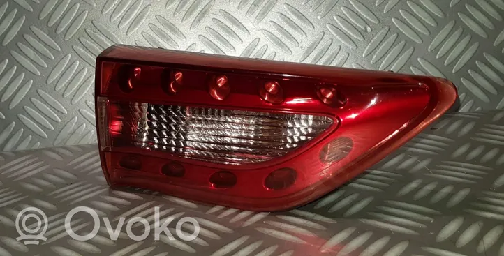 Infiniti QX70 S51 Lampy tylnej klapy bagażnika 