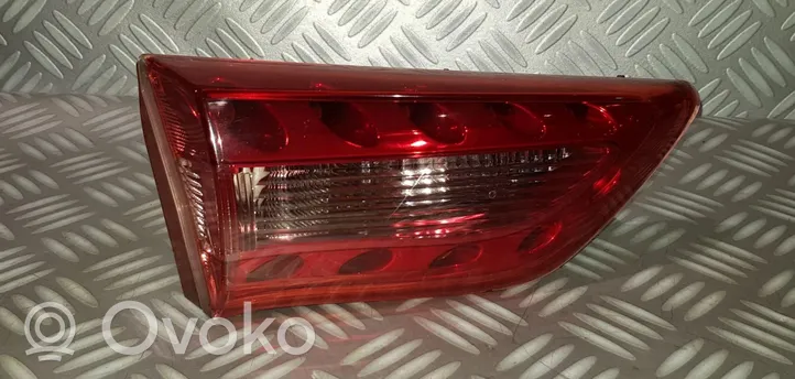 Infiniti QX70 S51 Lampy tylnej klapy bagażnika 