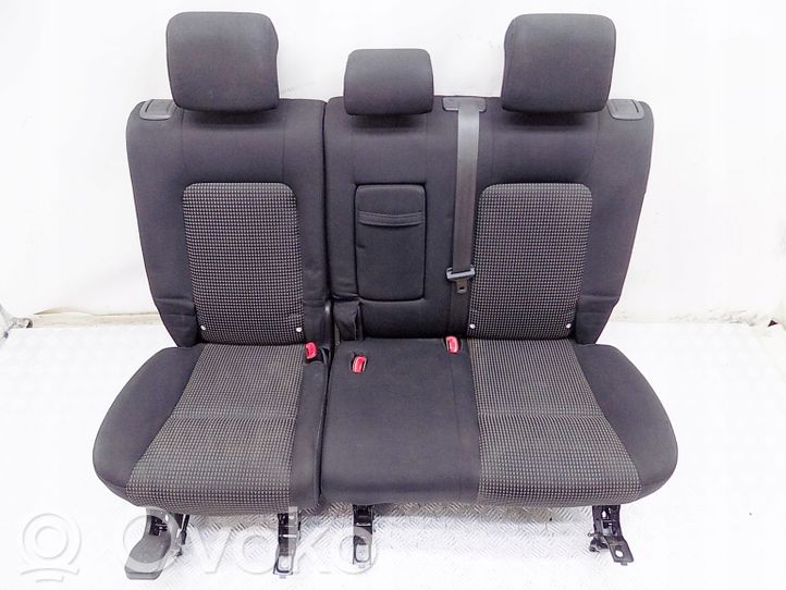 Chevrolet Captiva Second row seats 51.76 RRR