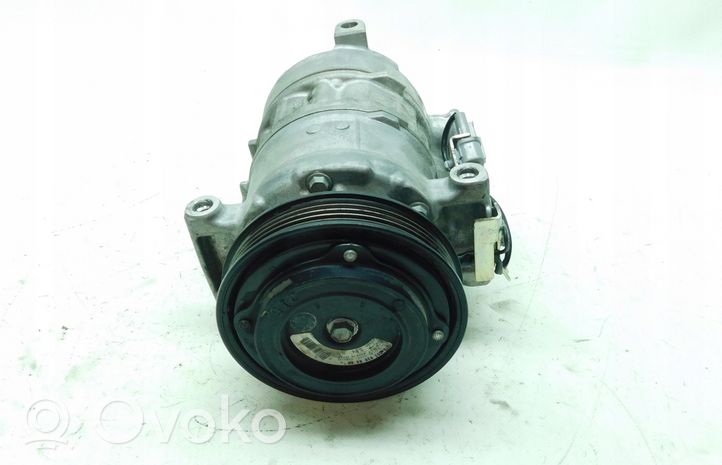 Mercedes-Benz A W176 Ilmastointilaitteen kompressorin pumppu (A/C) 4472807422