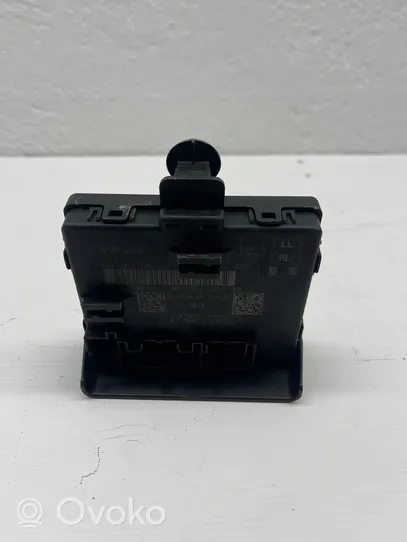 Audi A4 S4 B9 8W Oven ohjainlaite/moduuli 8W1959595