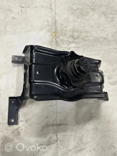 Audi A4 S4 B9 Holder (bracket) 8W0802715