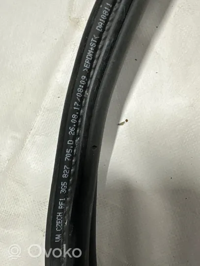 Volkswagen PASSAT B8 Trunk rubber seal (body) 3G5827705D