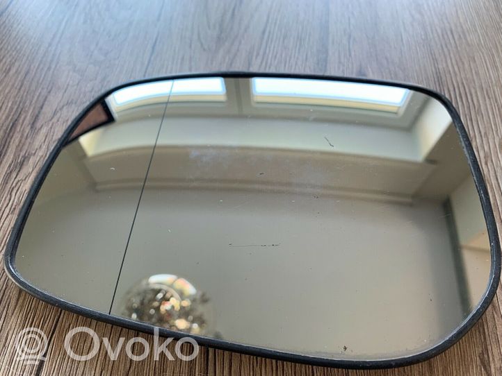 Toyota Avensis T250 Vetro specchietto retrovisore 3001-821