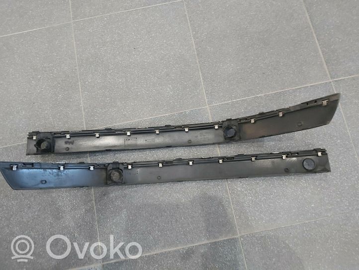 BMW 7 E65 E66 Modanatura separatore del paraurti anteriore 51117142197