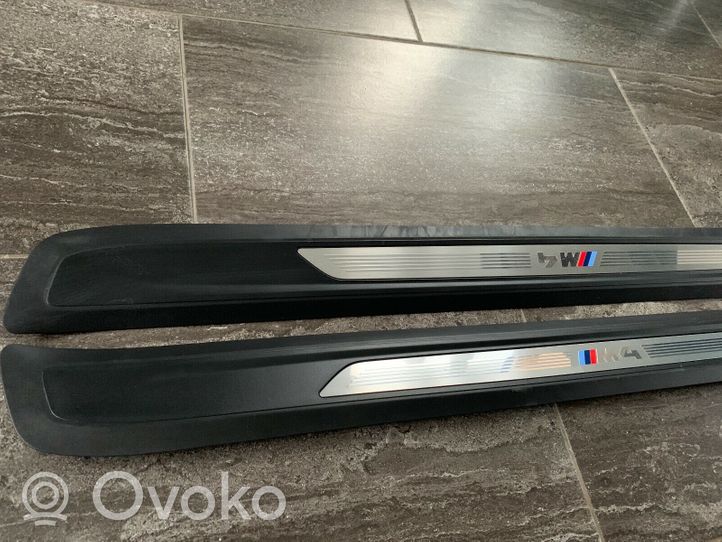 BMW M4 F82 F83 Listwa progowa przednia 51478063797