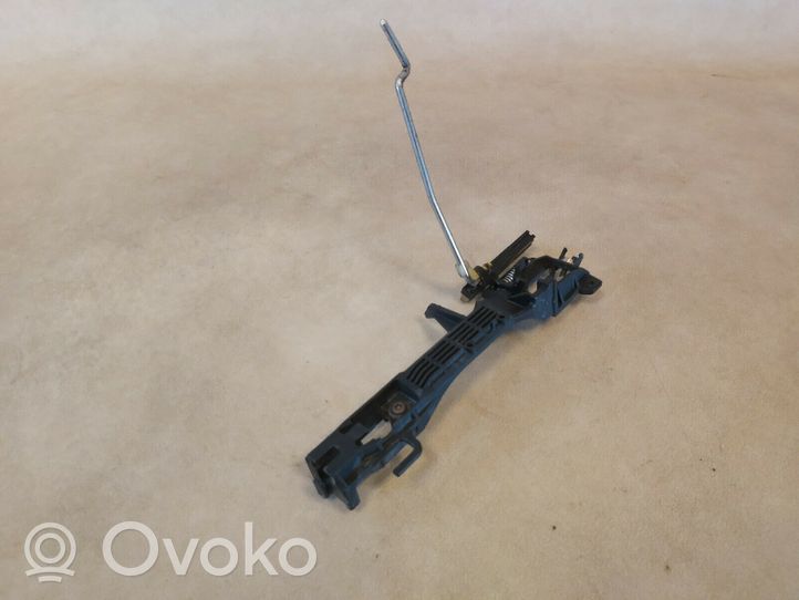 Lexus RX 330 - 350 - 400H Etuoven ulkokahvan kehys 69201-28010