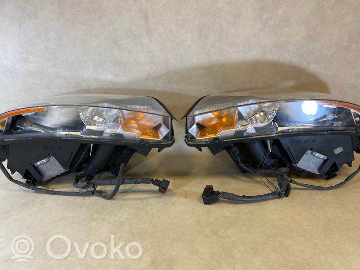 Volvo XC90 Lampa przednia 30764397