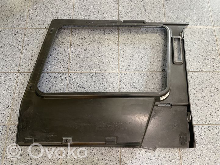 Mercedes-Benz G W461 463 Rivestimento pannello laterale del bagagliaio/baule A46369008269045