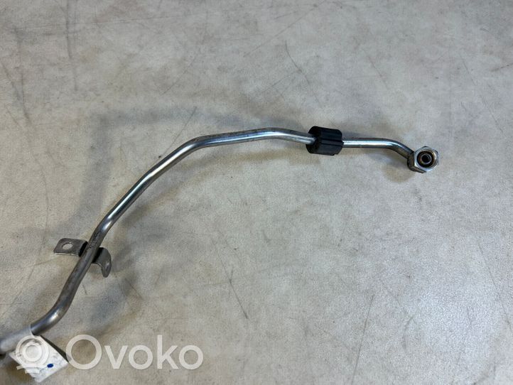 Porsche 911 991 Linea/tubo di alimentazione iniettore del carburante 9A111090602