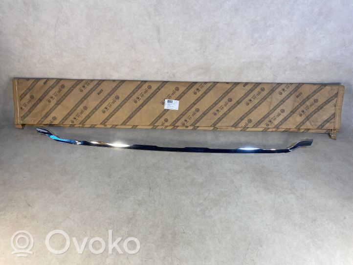 Volkswagen Touareg II Trim molding 7P68530792ZZ