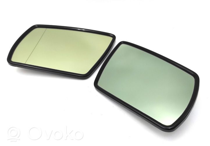 Audi A6 Allroad C5 Wing mirror glass 4Z7857535E