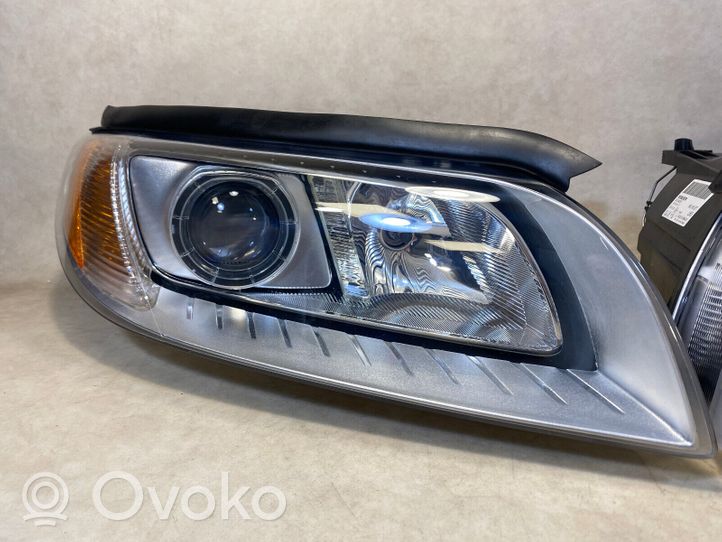 Volvo S80 Lampy przednie / Komplet 31214347