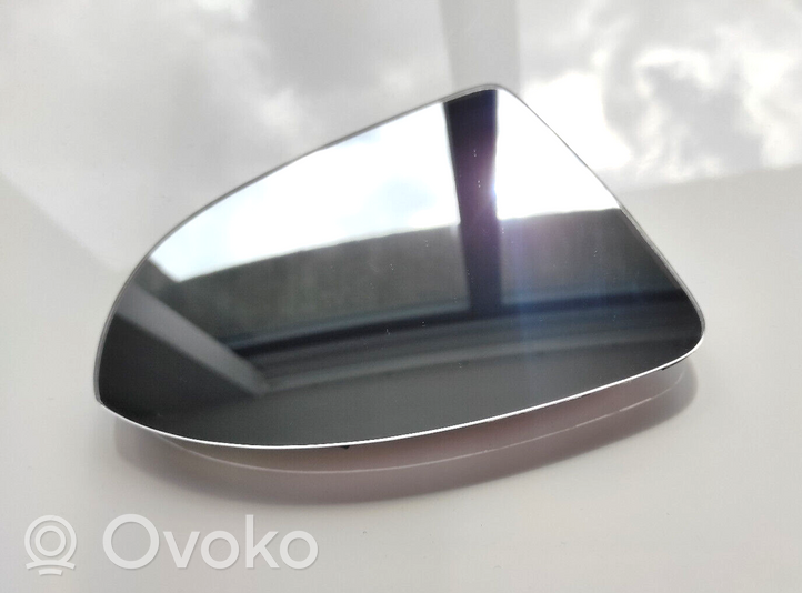 Volkswagen PASSAT B8 Wing mirror glass 3G0.857.521.A