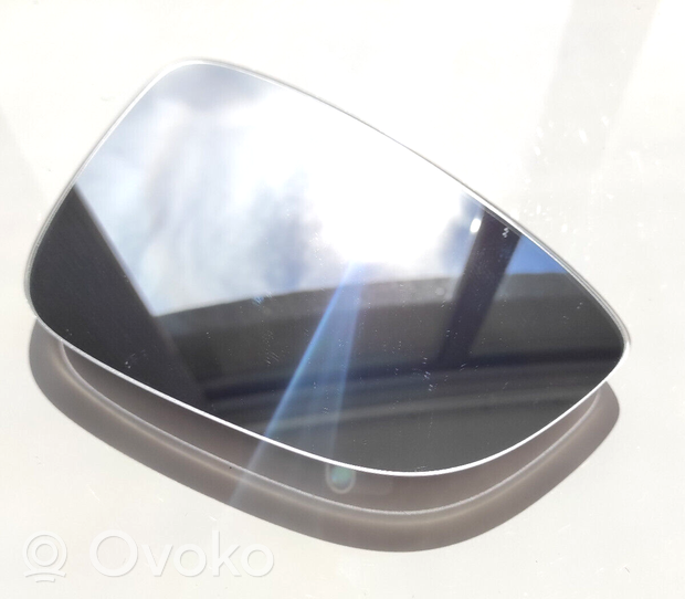 Volkswagen Golf VI Wing mirror glass 3C8857522C