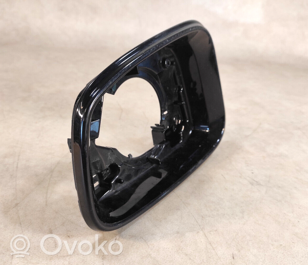 BMW 5 G30 G31 Veidrodėlio plastikinė apdaila 51167418814