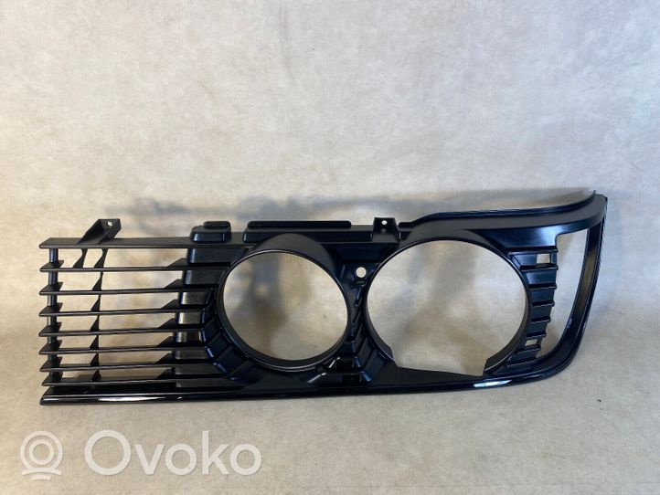 BMW 7 E23 Moulure sous phares 511319002710