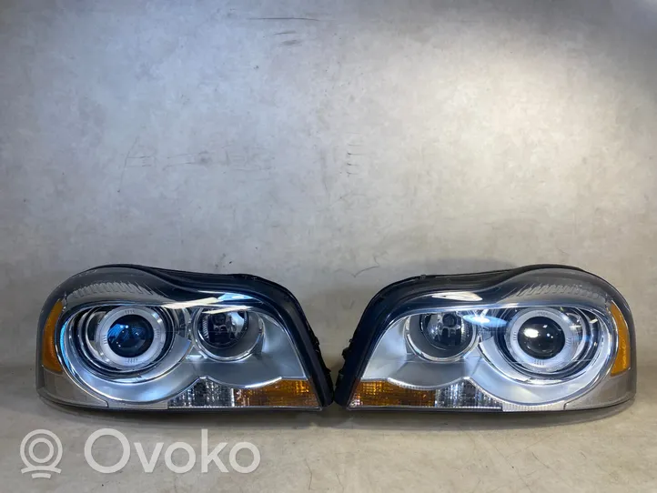 Volvo XC90 Lot de 2 lampes frontales / phare 31111845