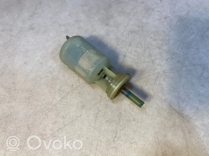 BMW 7 E23 Windscreen/windshield washer pump 61661370033