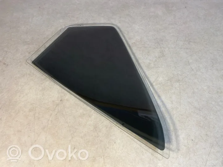 BMW 7 E23 Rear vent window glass 51341849995