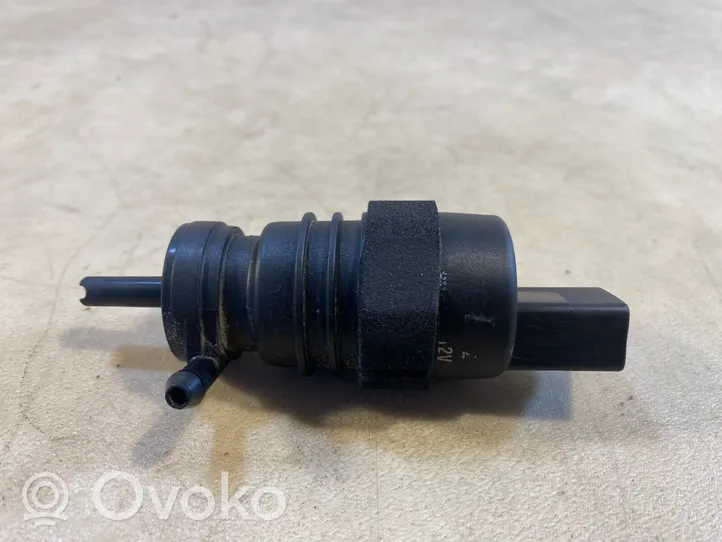 Mercedes-Benz G W461 463 Pompe de lave-glace de pare-brise A2108690821